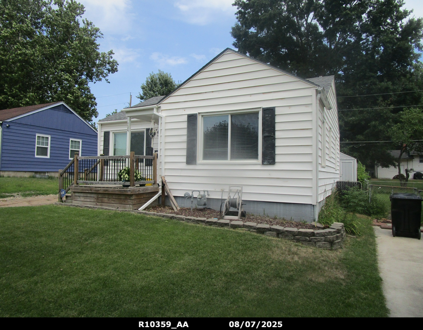 exterior photo of primary building or land of the property