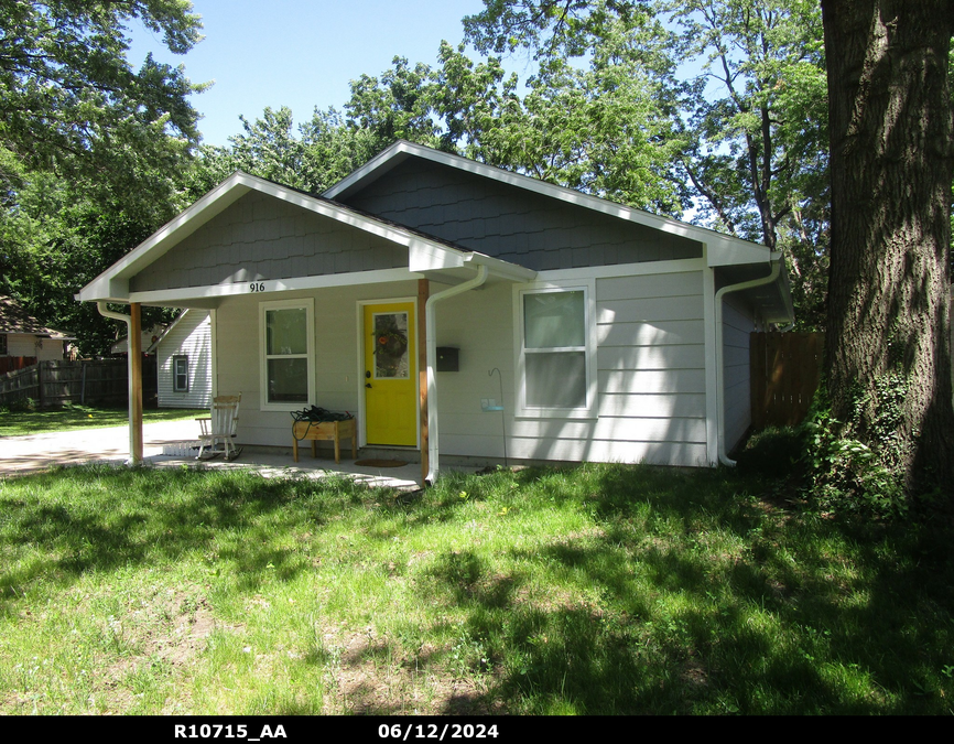 exterior photo of primary building or land of the property