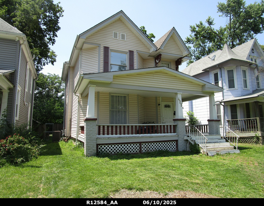 exterior photo of primary building or land of the property