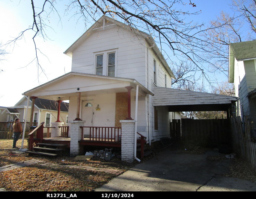 exterior photo of primary building or land of the property