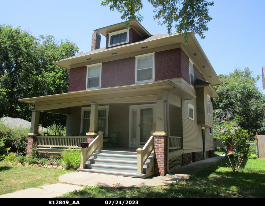 exterior photo of primary building or land of the property