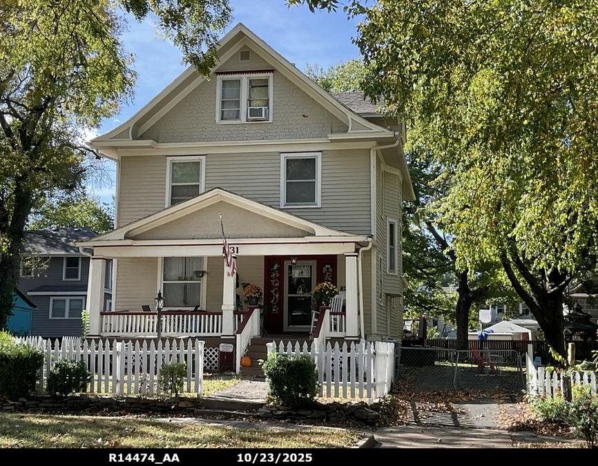 exterior photo of primary building or land of the property