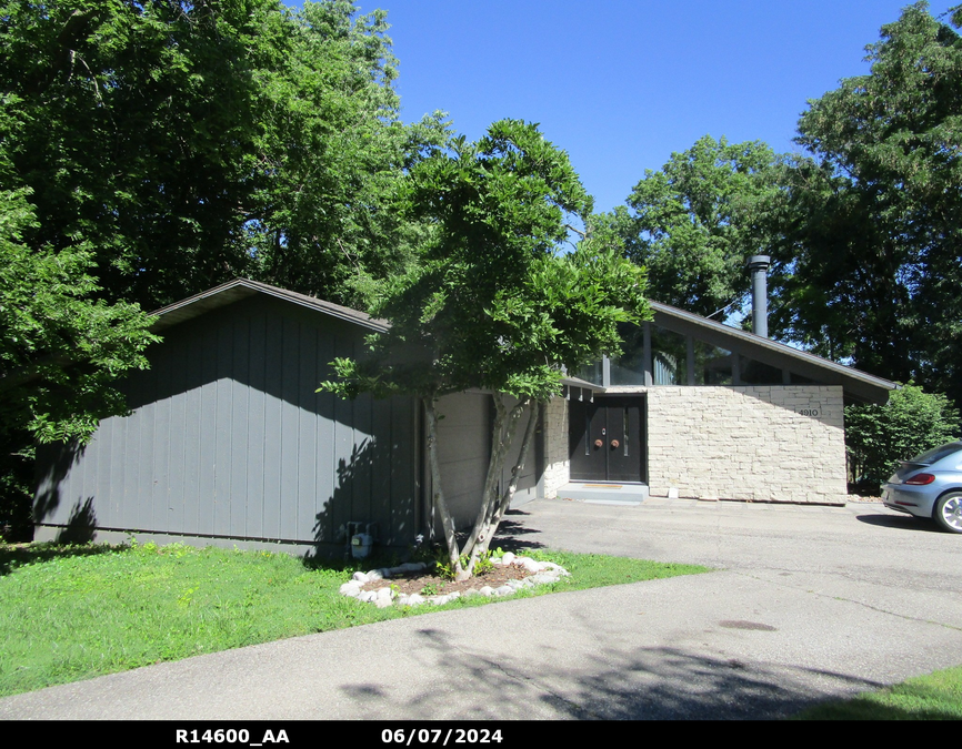 exterior photo of primary building or land of the property