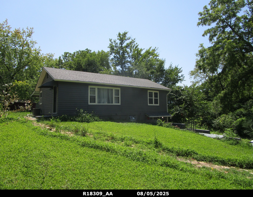 exterior photo of primary building or land of the property