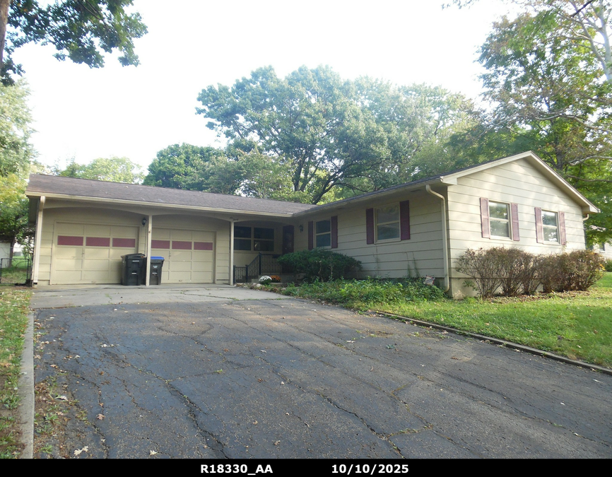 exterior photo of primary building or land of the property