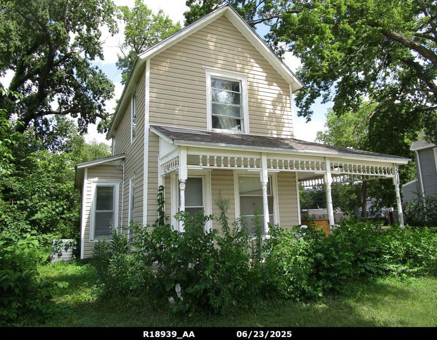 exterior photo of primary building or land of the property