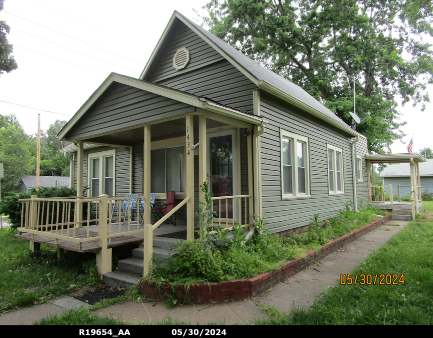 exterior photo of primary building or land of the property