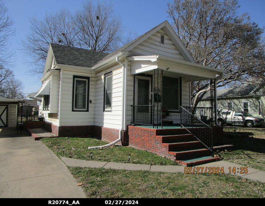 exterior photo of primary building or land of the property