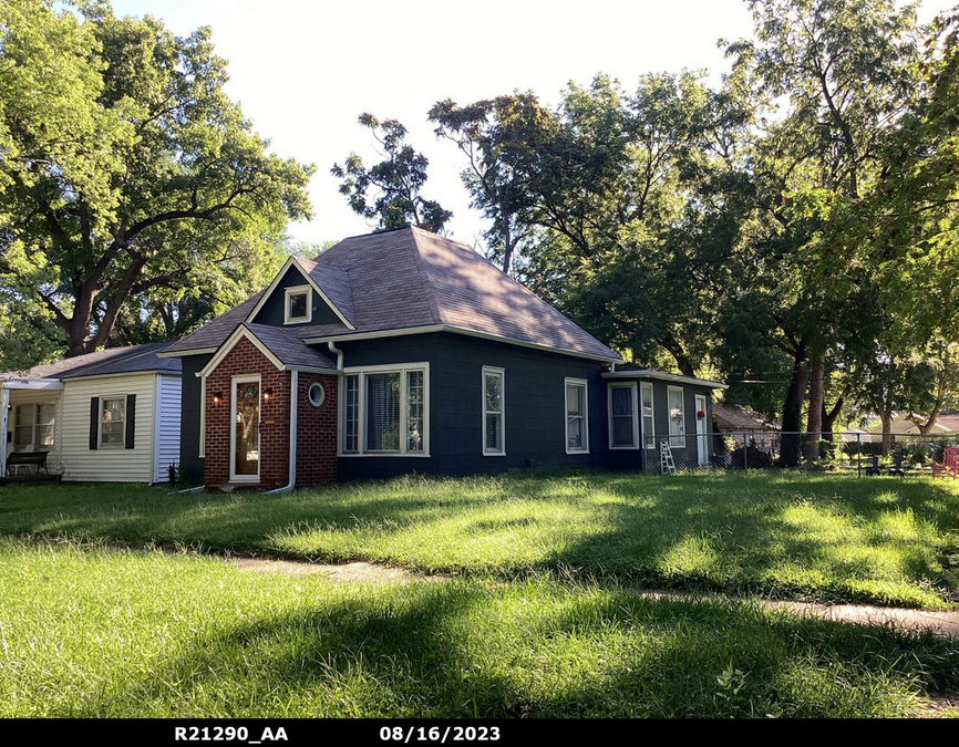 exterior photo of primary building or land of the property