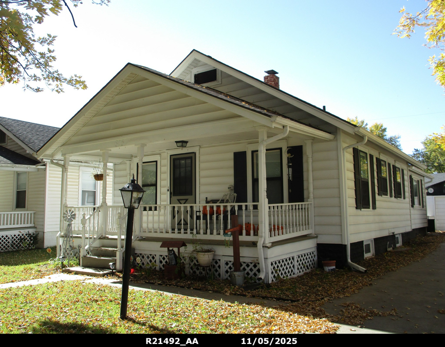 exterior photo of primary building or land of the property