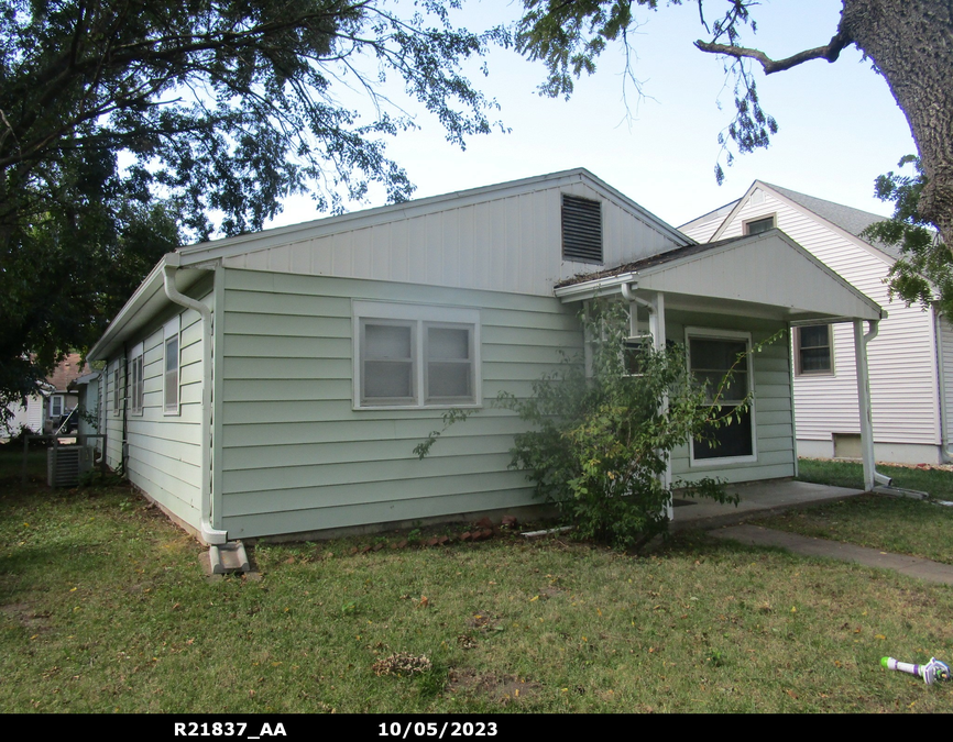 exterior photo of primary building or land of the property