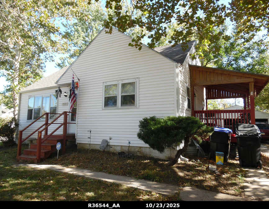 exterior photo of primary building or land of the property