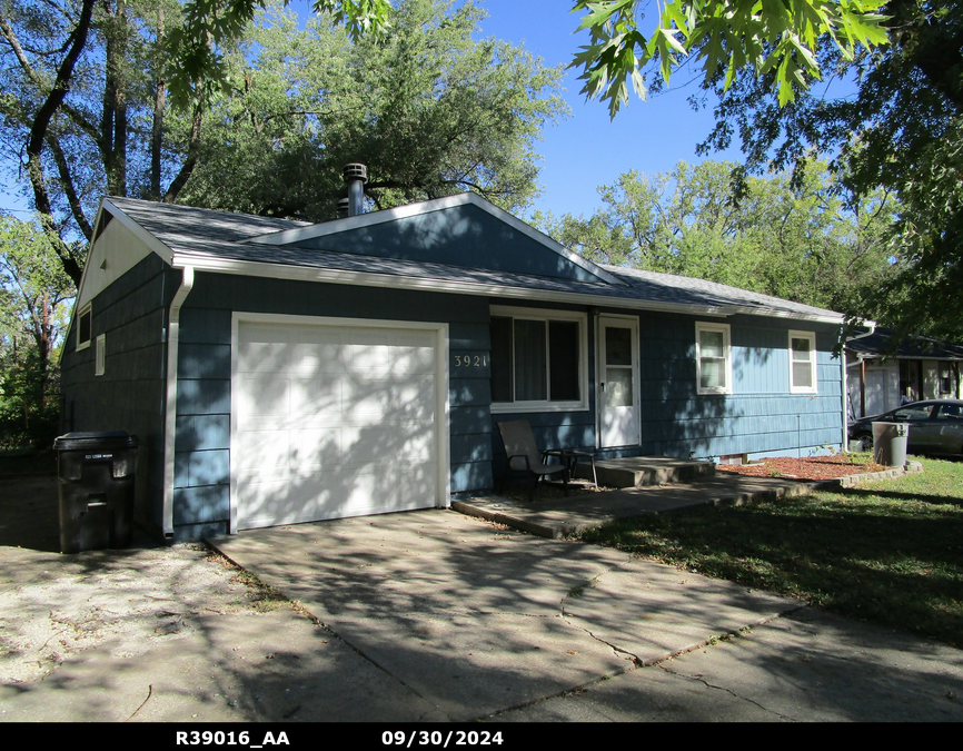 exterior photo of primary building or land of the property