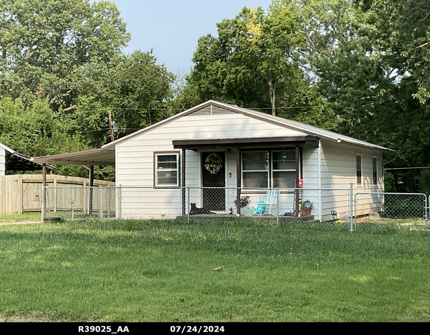 exterior photo of primary building or land of the property