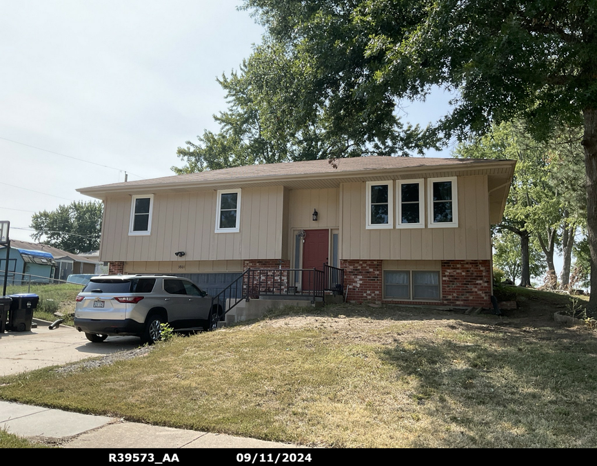 exterior photo of primary building or land of the property