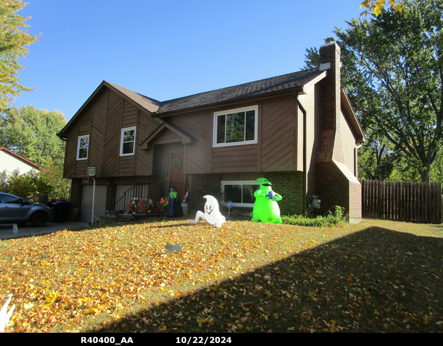exterior photo of primary building or land of the property
