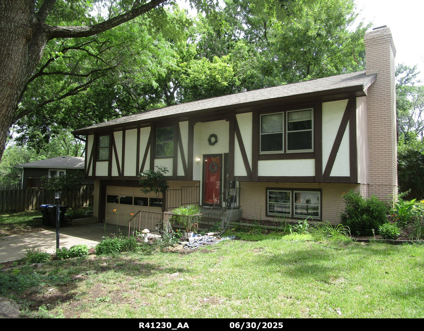 exterior photo of primary building or land of the property