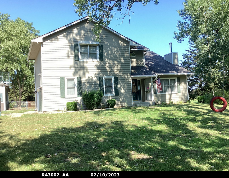 exterior photo of primary building or land of the property