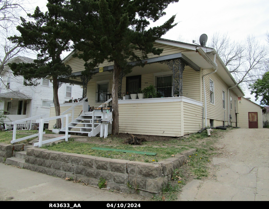 exterior photo of primary building or land of the property