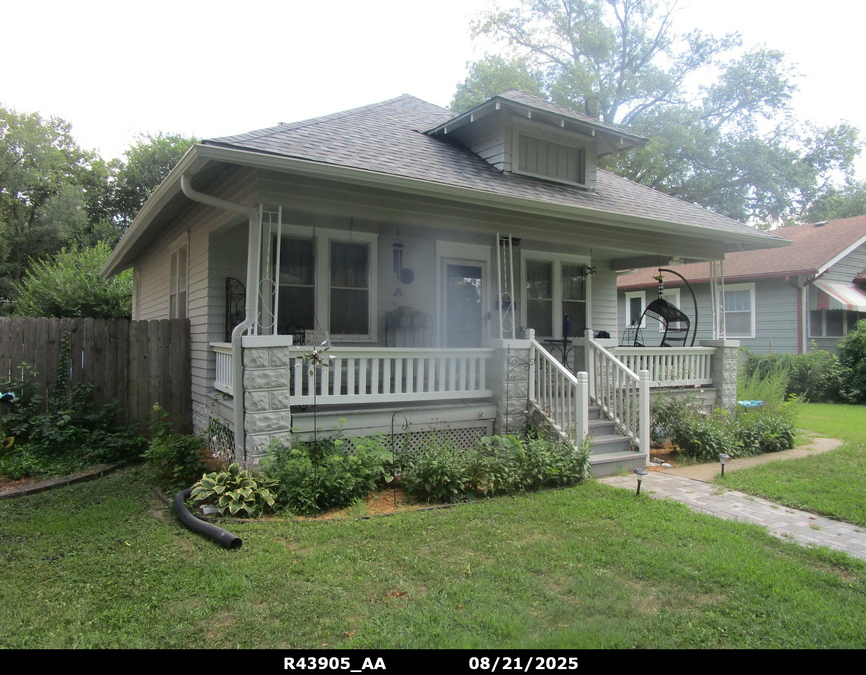 exterior photo of primary building or land of the property