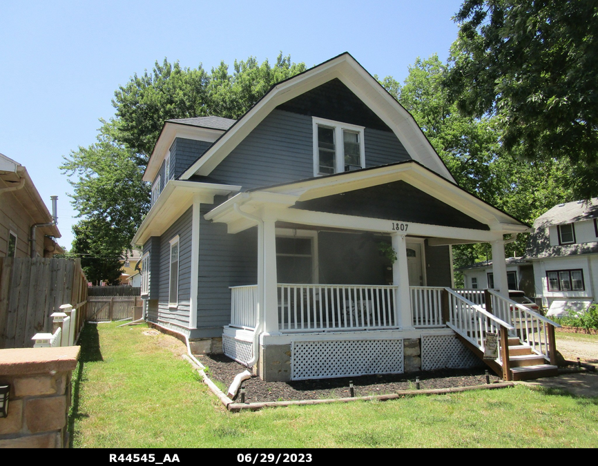 exterior photo of primary building or land of the property