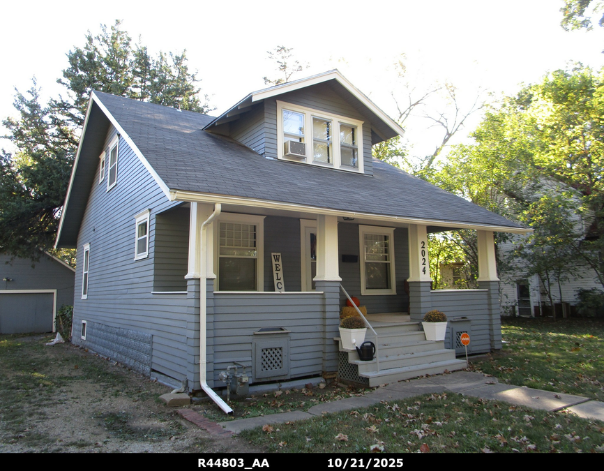 exterior photo of primary building or land of the property