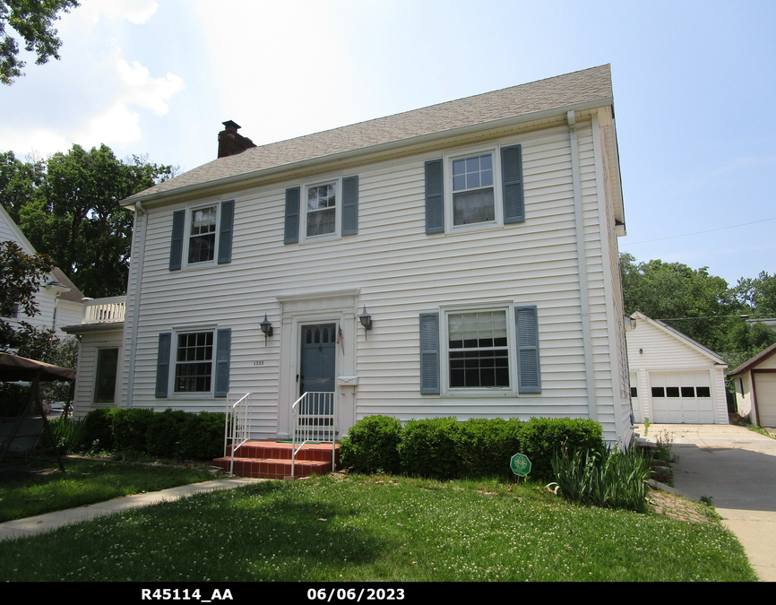 exterior photo of primary building or land of the property