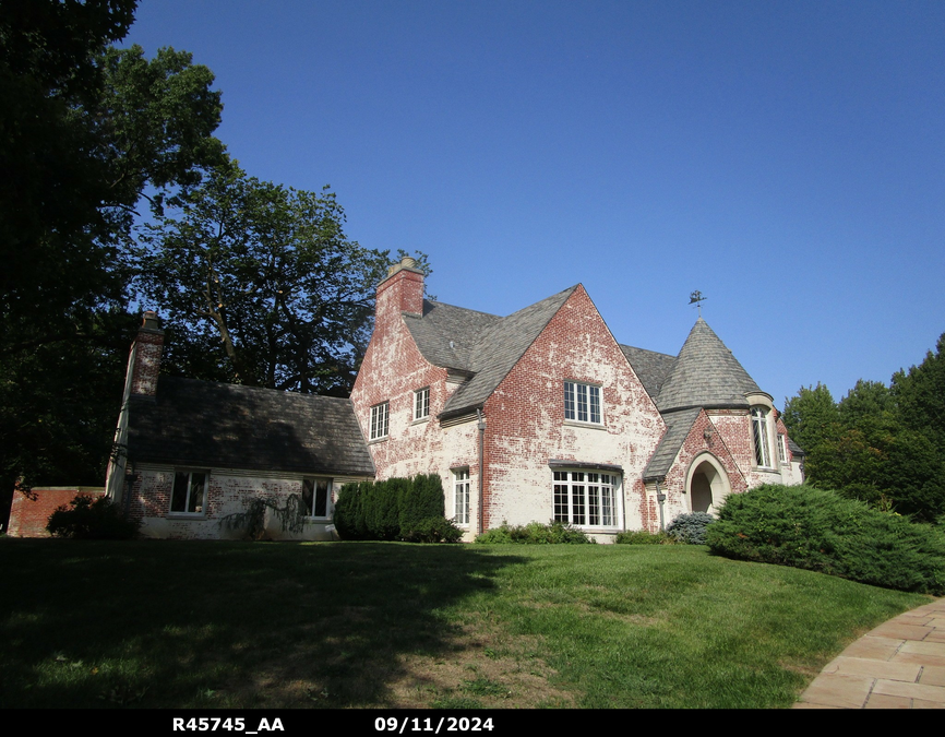 exterior photo of primary building or land of the property