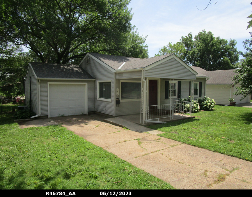 exterior photo of primary building or land of the property