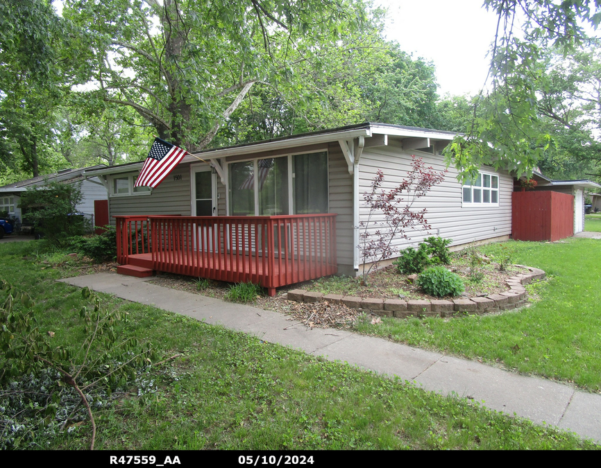 exterior photo of primary building or land of the property