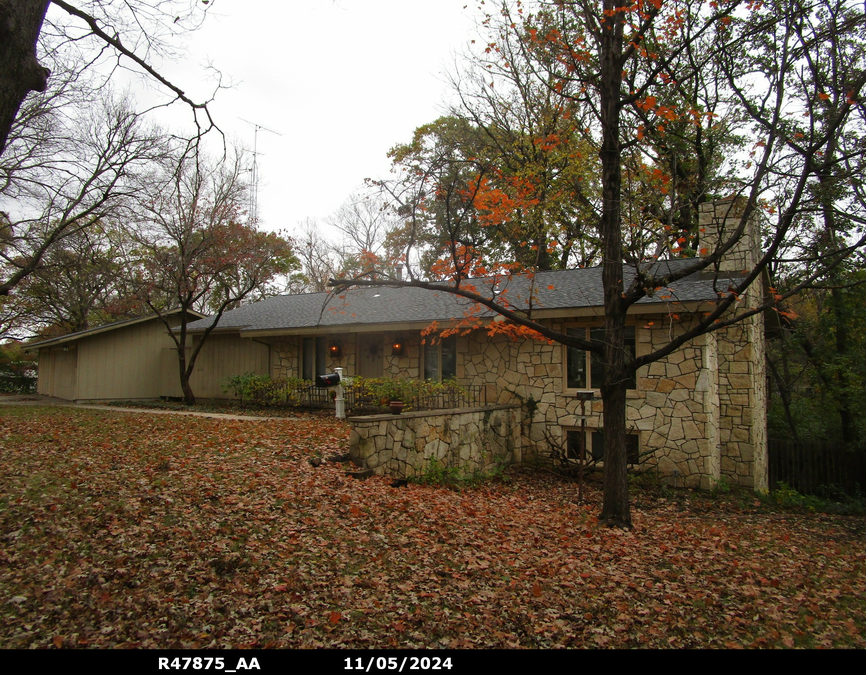 exterior photo of primary building or land of the property