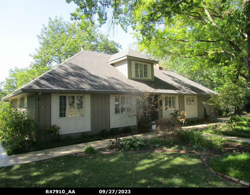 exterior photo of primary building or land of the property