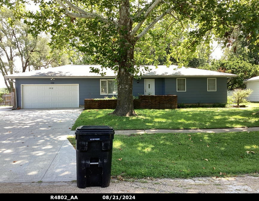 exterior photo of primary building or land of the property