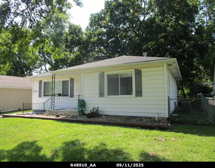 exterior photo of primary building or land of the property