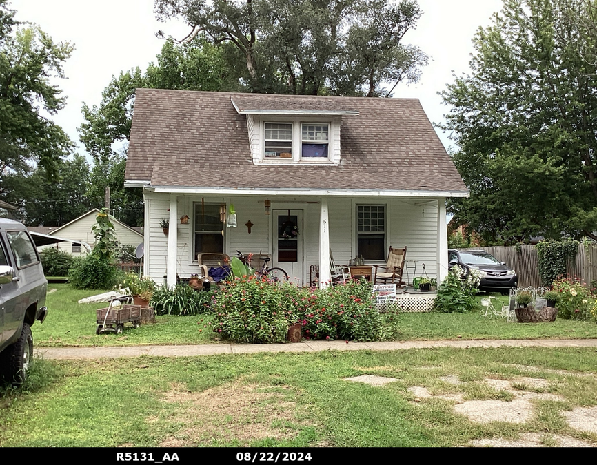 exterior photo of primary building or land of the property