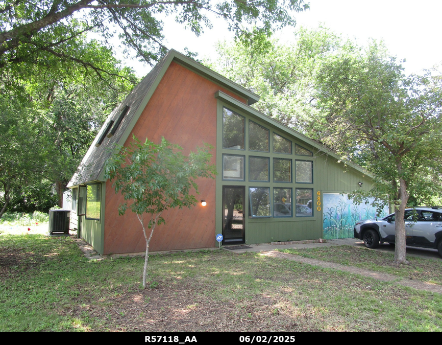 exterior photo of primary building or land of the property