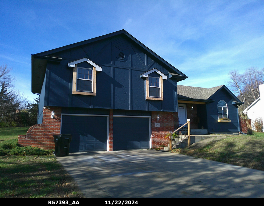 exterior photo of primary building or land of the property