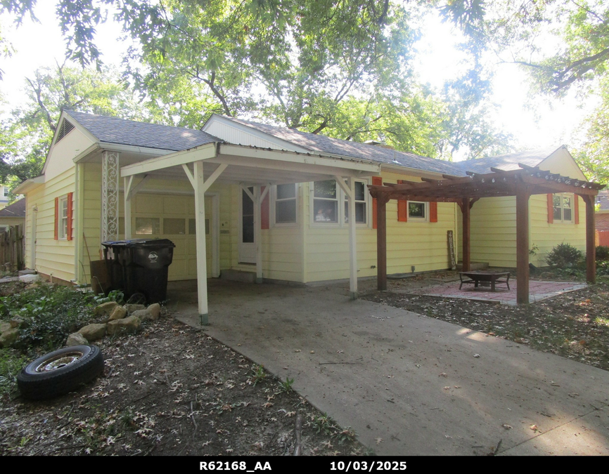 exterior photo of primary building or land of the property