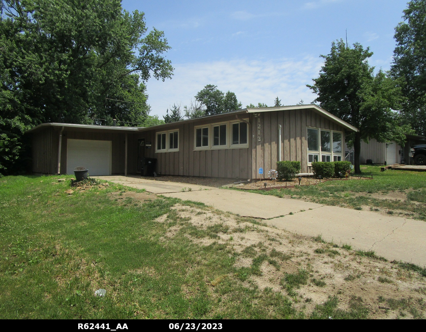 exterior photo of primary building or land of the property