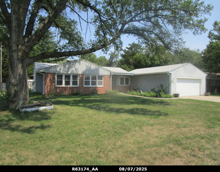exterior photo of primary building or land of the property