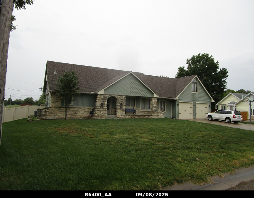 exterior photo of primary building or land of the property
