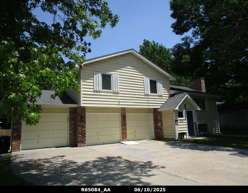 exterior photo of primary building or land of the property