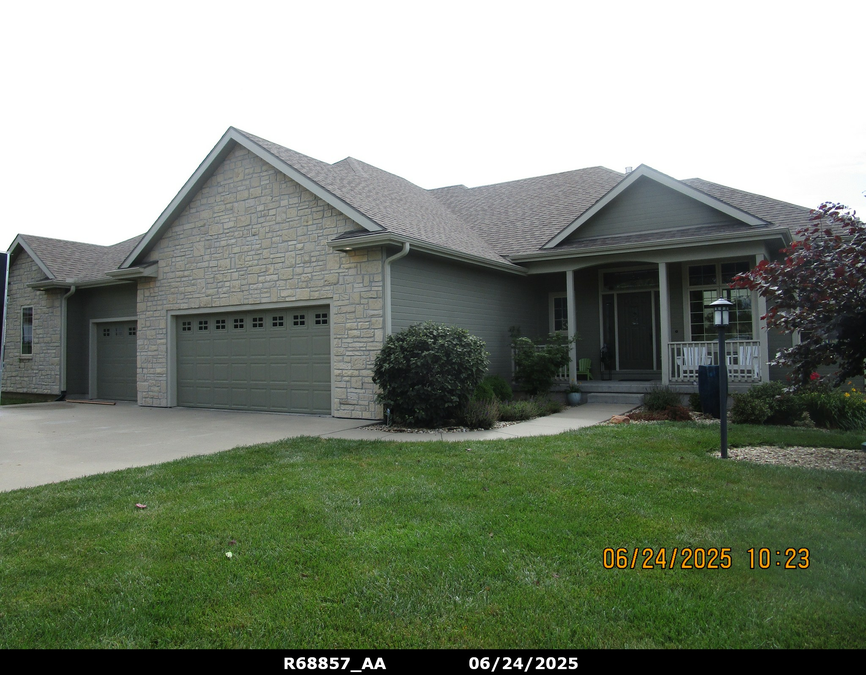 exterior photo of primary building or land of the property