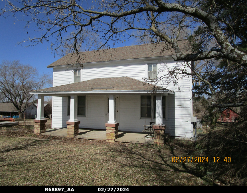 exterior photo of primary building or land of the property