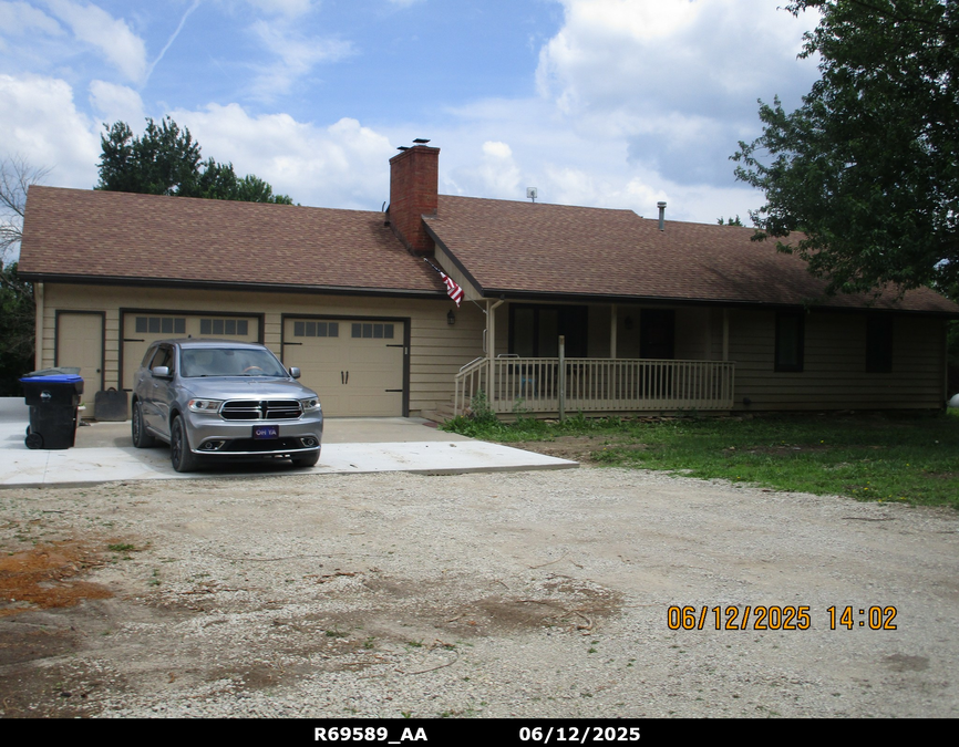 exterior photo of primary building or land of the property