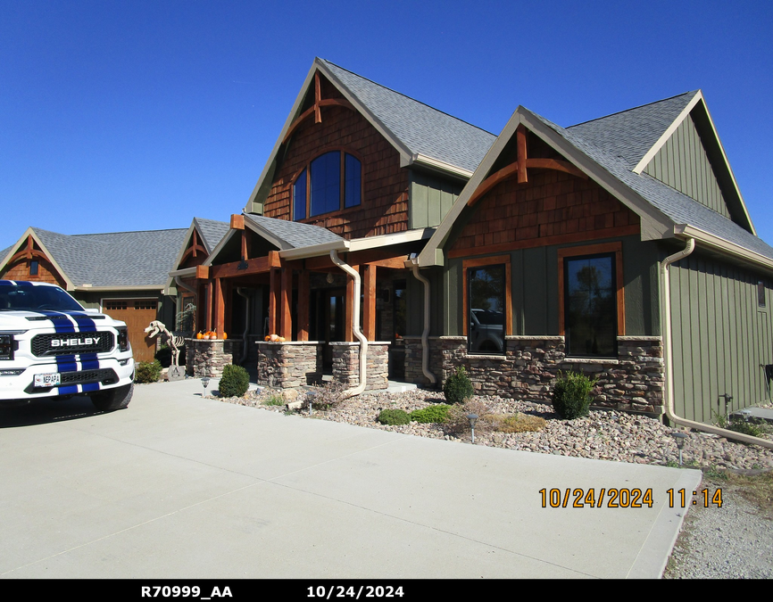 exterior photo of primary building or land of the property