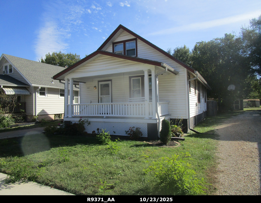 exterior photo of primary building or land of the property
