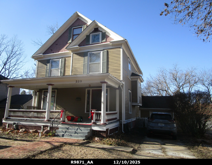exterior photo of primary building or land of the property